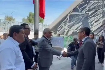 San Francisco Totimehuacan busca recuperar su condición de municipio; entregan 10 mil firmas al Congreso de Puebla
