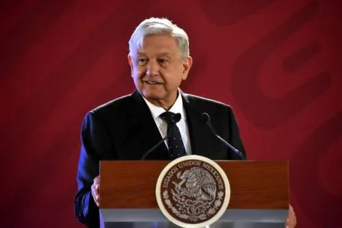 Tenemos gasolina suficiente; se está regulando el abasto: López Obrador