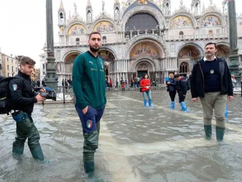 Venecia se prepara para nueva inundación de 160 centímetros