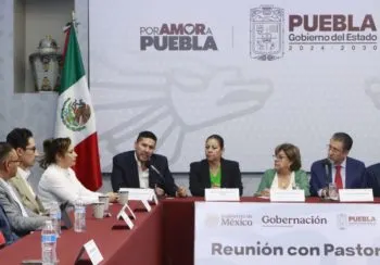 Gobierno federal y estatal trabajan en digitalización de documentos para certificación de asociaciones religiosas en Puebla