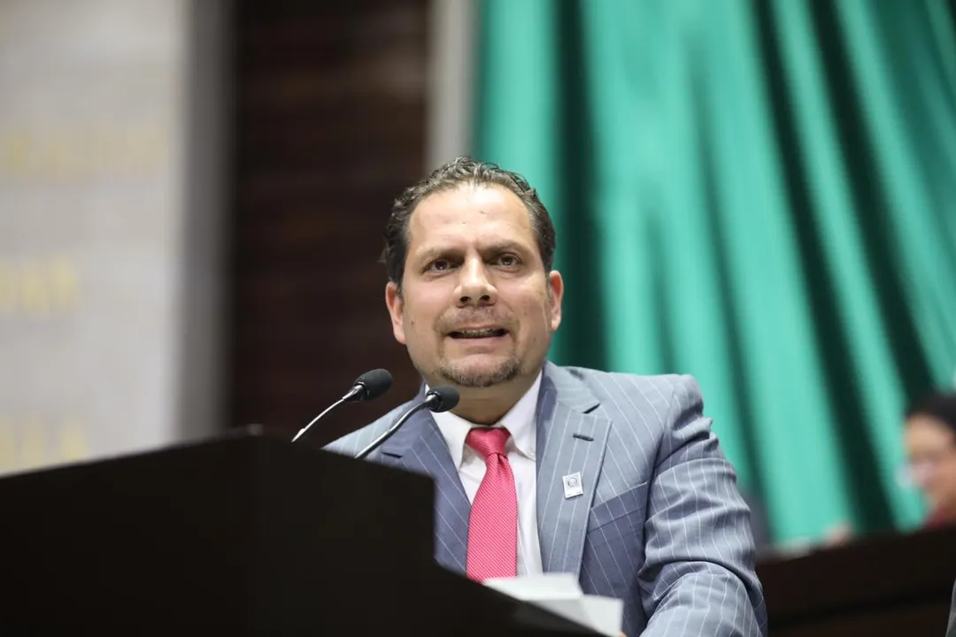 De la tribuna a la provocación