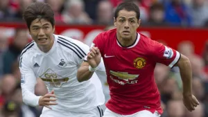 Javier Hernández, titular en derrota del ManU