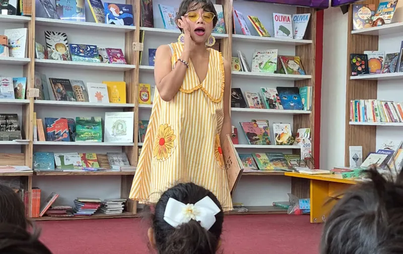 Presentó Librerías BUAP a Victoria Abril Cuentacuentos en su Programa Cultural Infantil