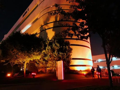 El 25 de noviembre el Tec de Monterrey se iluminó de naranja a favor de una vida libre de violencia