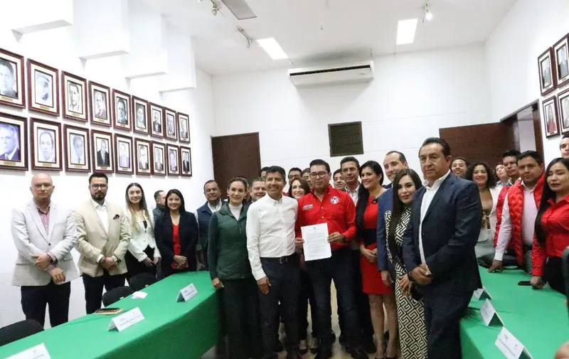 Lalo Rivera afirma que en Morena hay promoción simulada