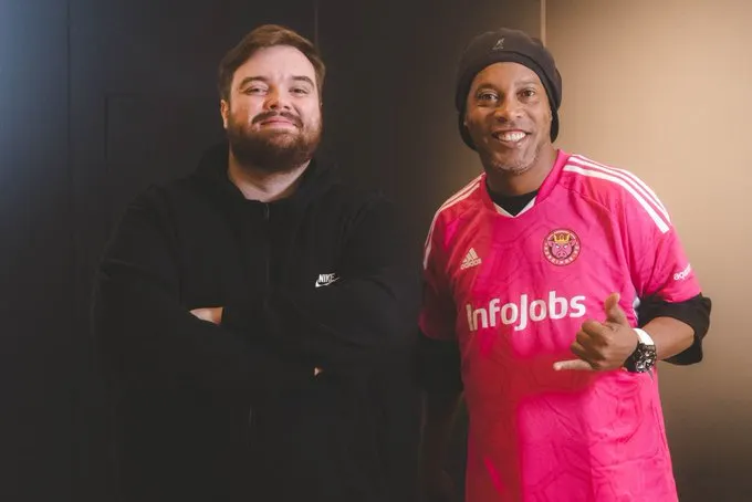 Ronaldinho jugará en la Kings League