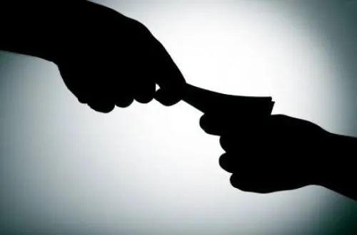 Hacer trámites, principal vía de corrupción