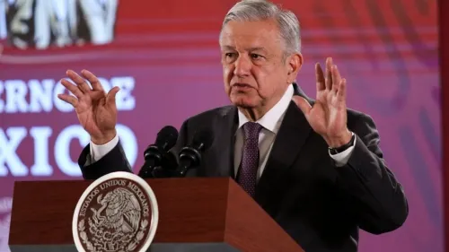 “Mexicanos a favor de la corrupción” no quiere que nuestro Gobierno haga nada, acusa AMLO