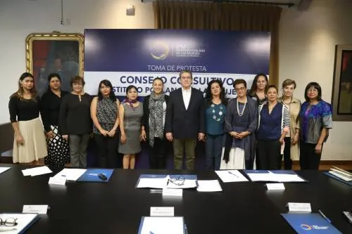 Rinden protesta cinco nuevas integrantes del consejo consultivo del IPM