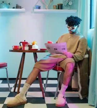 Bad Bunny pone en alquiler su camión para hospedarse por Airbnb
