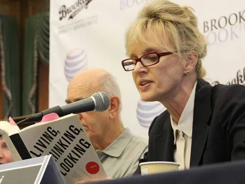 Gana Siri Hustvedt el premio Princesa de Asturias de Letras
