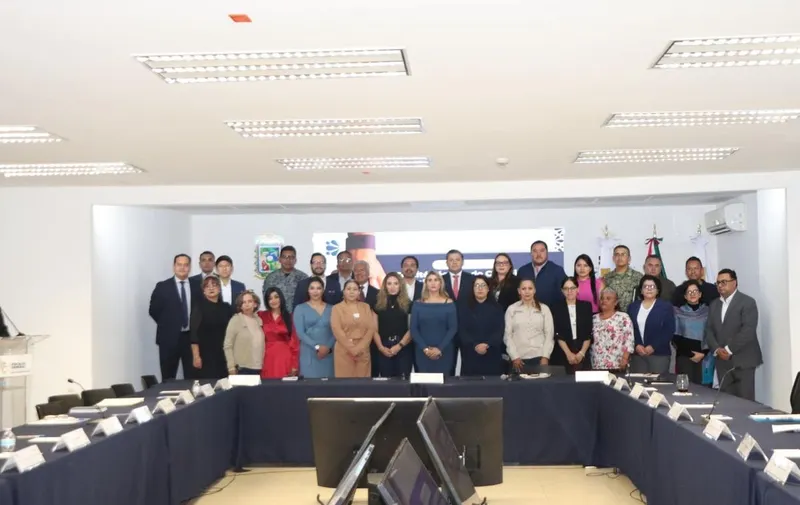 idamis-pastor-presidenta-protocolo-alba