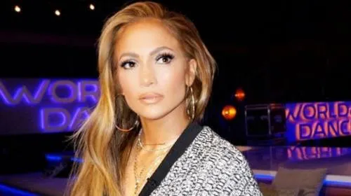 “Me han pedido que me quite la ropa y enseñe mi cuerpo”: la historia de JLo para #MeToo
