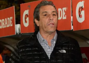 Tomás Boy lanza ultimátum a jugadores del Atlas