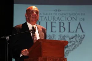 Encabeza CECAP graduación de técnicos en Restauración de Bienes Inmuebles
