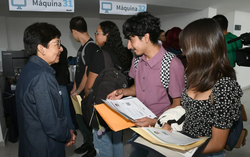Casi 9 mil jóvenes inician inscripción al nivel superior de la BUAP
