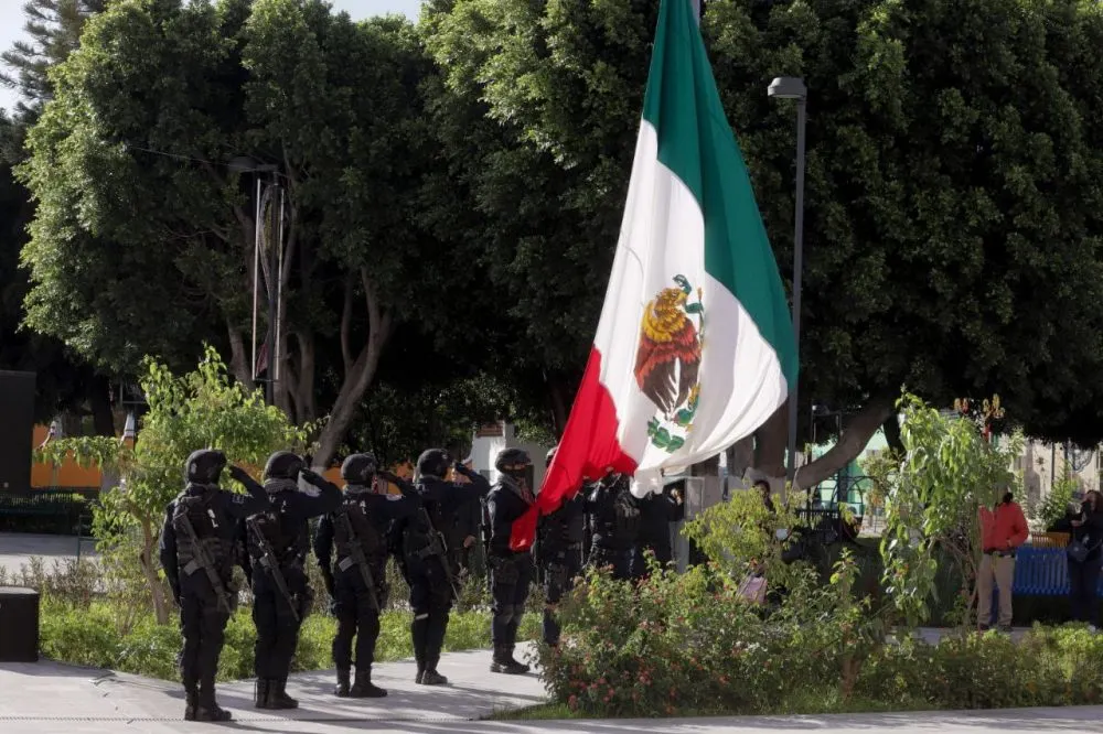 Ceremonia cívica por las fiestas patrias en San Andrés