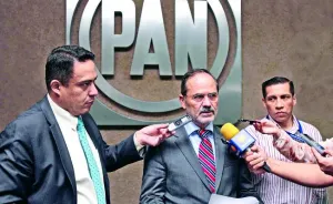 Pide oposición la salida de Osorio Chong de Segob
