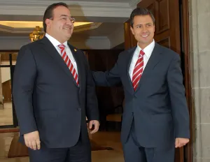 Firma medio millón para exigir a EPN que investigue amenazas de Duarte