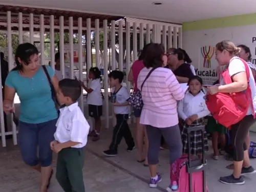 Yucatán suspende clases en nivel básico por paro del 9 de marzo