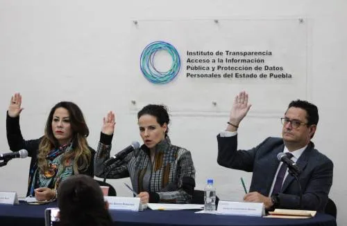 Pleno del ITAIPUE resuelve 8 recursos de revisión