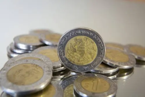 Conasami acuerda aumento al salario mínimo de cinco pesos