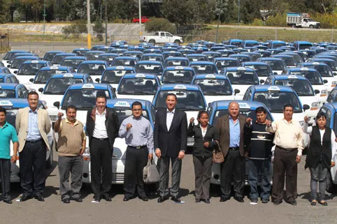 RMV realizó la entrega final de taxis