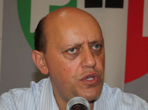 Logran priistas modificar convenio de coalición con Panal y Verde