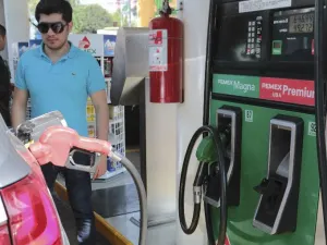 Así puedes consultar los precios diarios de la gasolina