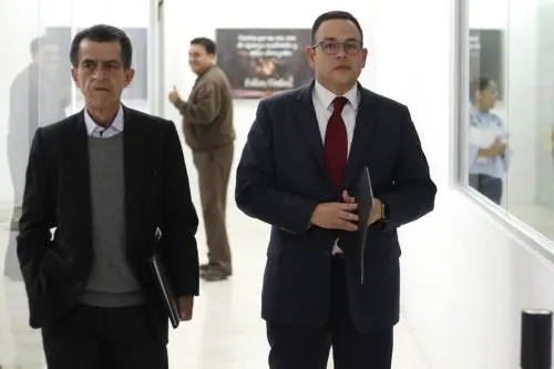 Solicitan consejeros del IEE audiencia a la sala superior