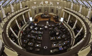 MC, Morena y PRD promueven recursos contra Ley Anti Bronco ?en Puebla