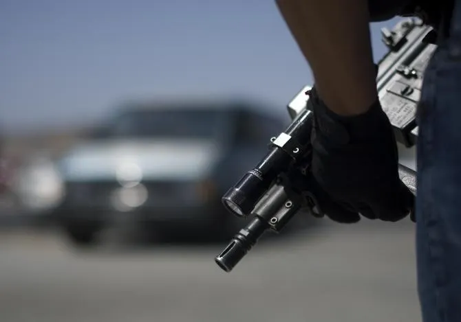 Zetas usan a estudiantes de prepa para vigilar en Nuevo León