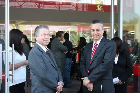 Se analizó en la Ibero reforma constitucional en materia de derechos humanos