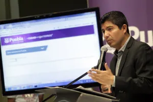 Eduardo Rivera se deslinda del uso de vehículos oficiales en acto de Tony Gali