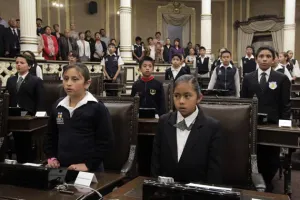 Niños poblanos solicitan al Congreso que legisle a favor de la niñez