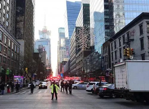 Explosión en NY apunta a bombazo; hay un detenido