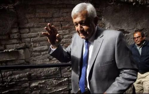 Se reactivará actividad petrolera, afirma López Obrador