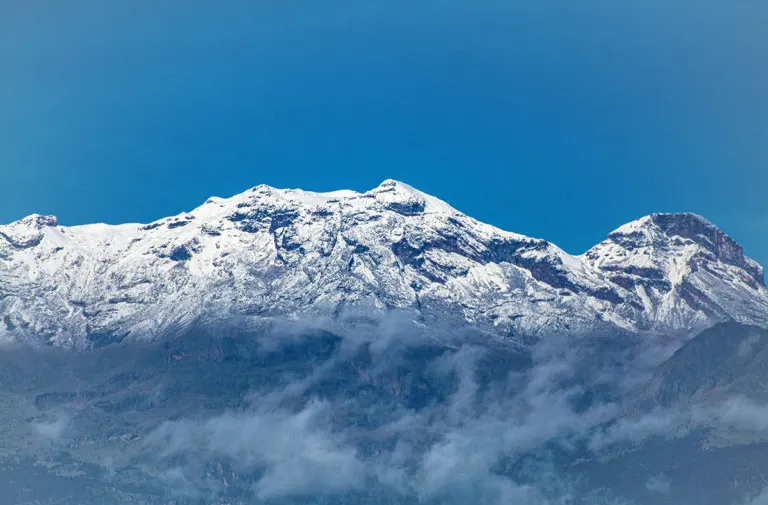 Entre volcanes