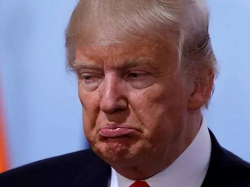 Ley sanitaria de Trump se vuelve a derrumbar por falta de apoyo