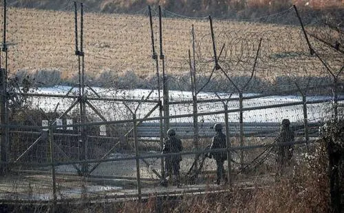 Corea del Sur y EU retrasan maniobras militares por Juegos Olímpicos