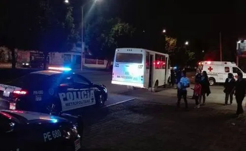 Con arma blanca asaltan a pasajeros de la ruta 21