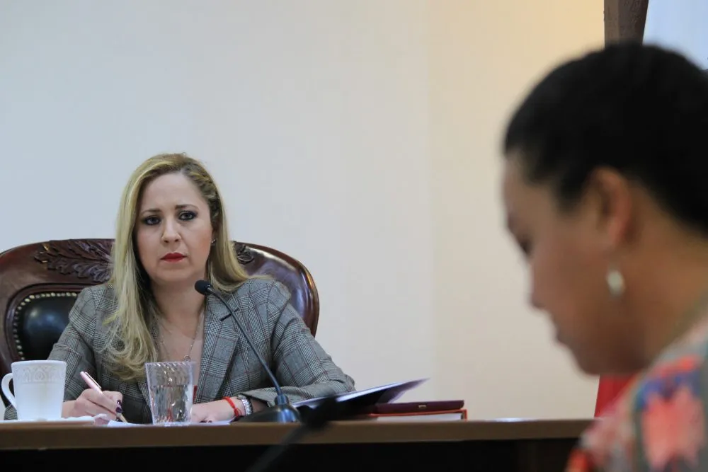 En sesión pública del Tribunal Electoral del Estado de Puebla, por votación unánime determinó revocar los requisitos adicionales de las juntas adicionales de Venustiano Carranza.
