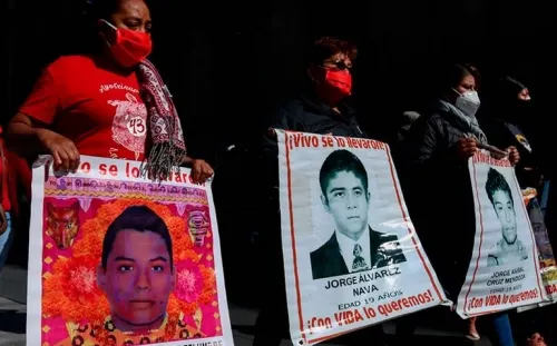 Tribunal rechaza levantar arraigo a El Mochomo, ligado a caso Iguala