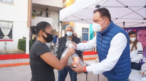 Lalo Rivera Santamaría en pro de una economía Humanista