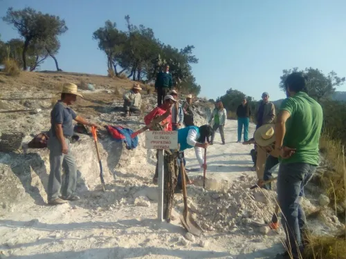 Nuevamente, habitantes de Ixtacamaxtitlán exigen poner un alto a proyecto minero