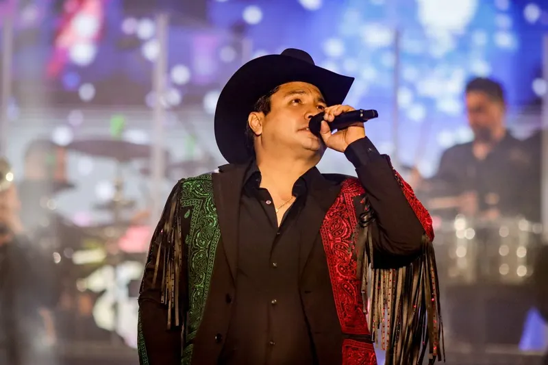 concierto-julion-alvarez-paseo-bravo