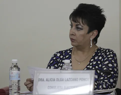 Vacíos legales impiden sancionar promociones de aspirantes: Olga Lazcano