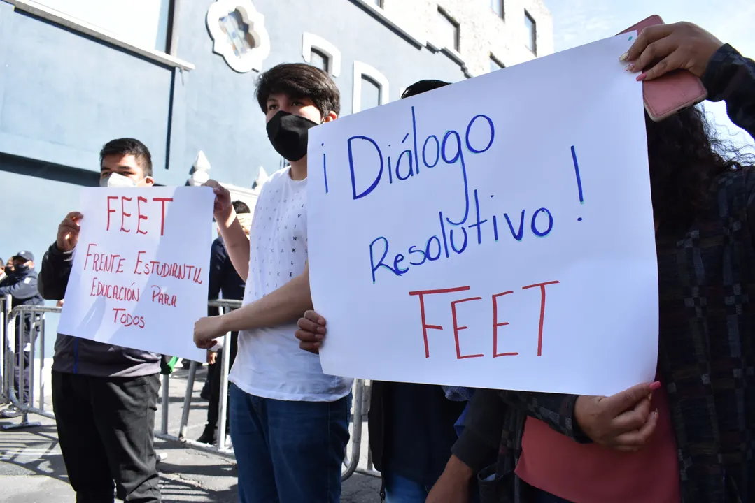 FEET pide que se amplíe la matrícula en la licenciatura de Medicina