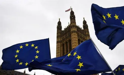 Brexit afectará economía británica hasta ocho por ciento, señala informe