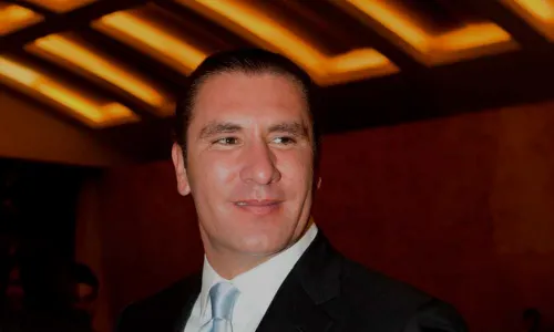 Reduce el PRD 90% su nómina por la pérdida de la protección morenovallista